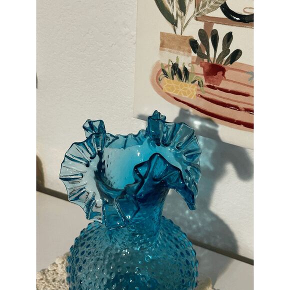 Vintage Fenton Colonial Blue Hobnail Glass Vase – Large 11” – 1970s - Picture 2 of 4